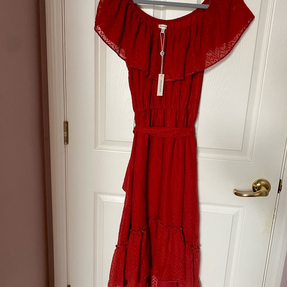 Max Studio Dress, size M WITH TAGS
